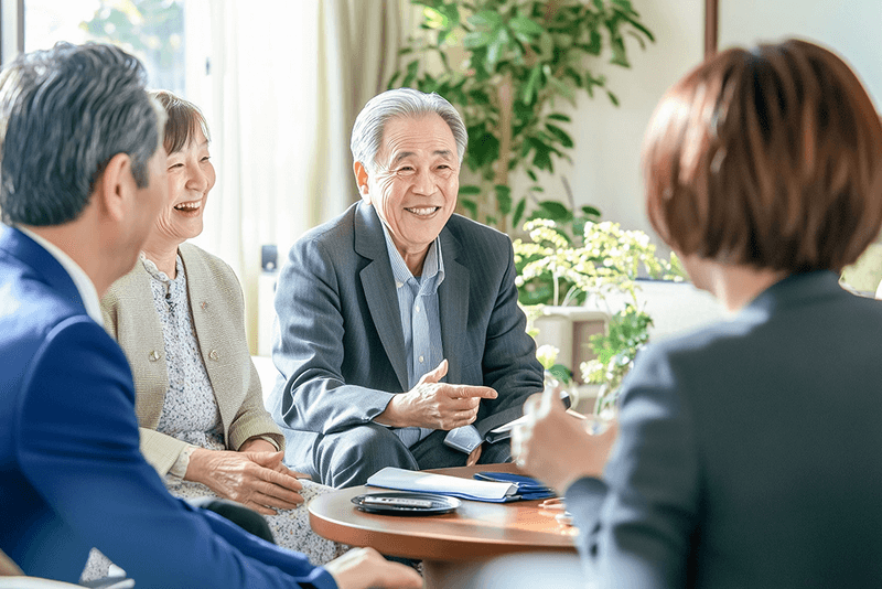 相続登記の相談を行い、安心するご家族の様子